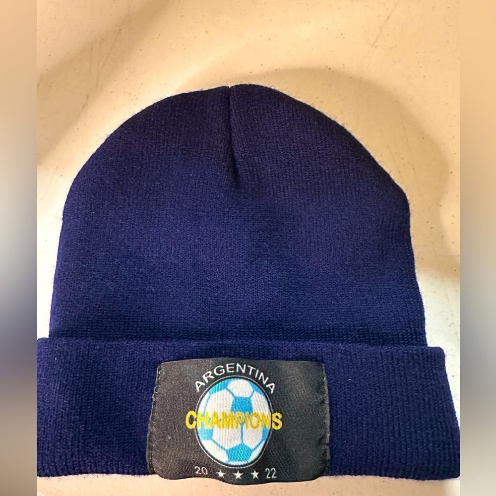 World Cup 2022’Blue Beenie